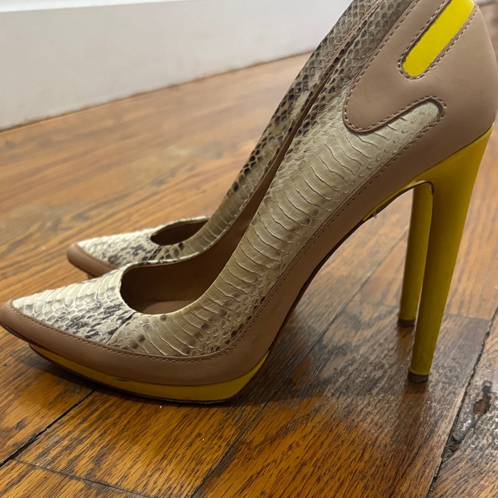 L.A.M.B. Beige and Yellow Snakeskin Heels